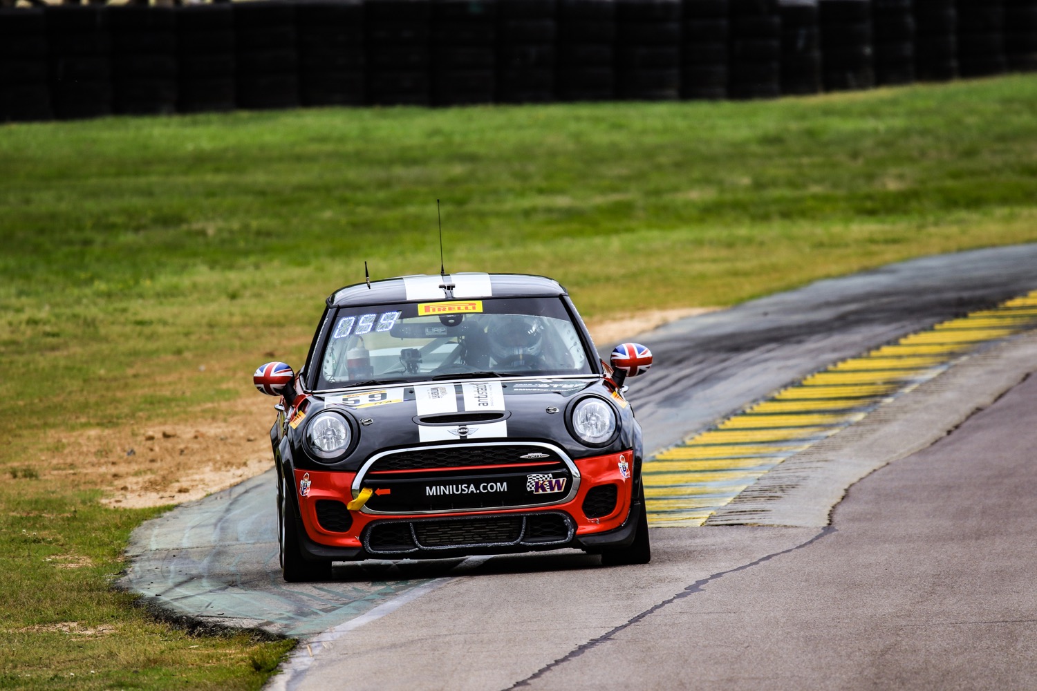 MINI JCW Team Heads to Wine Country